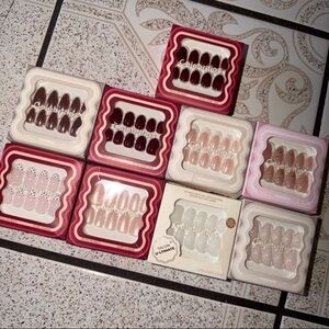 Celebritips Press on Nail set of 9